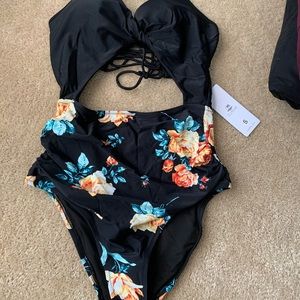 One piece bathing suit